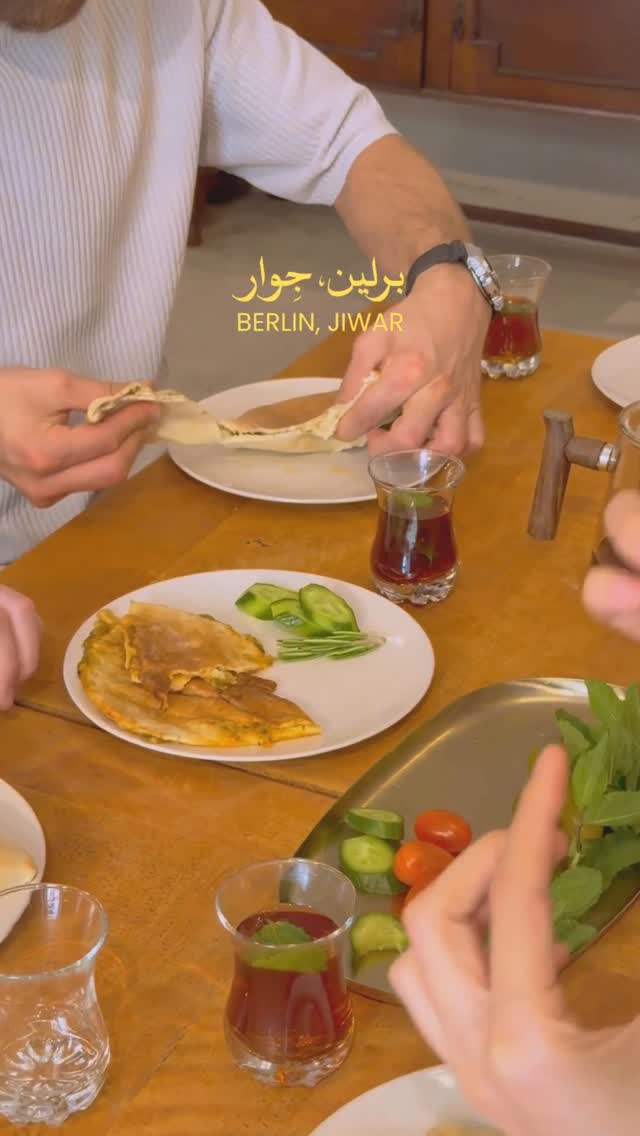 A taste of home, one sandwich at a time 🤍 From labneh and cheese to dibs w tahin…